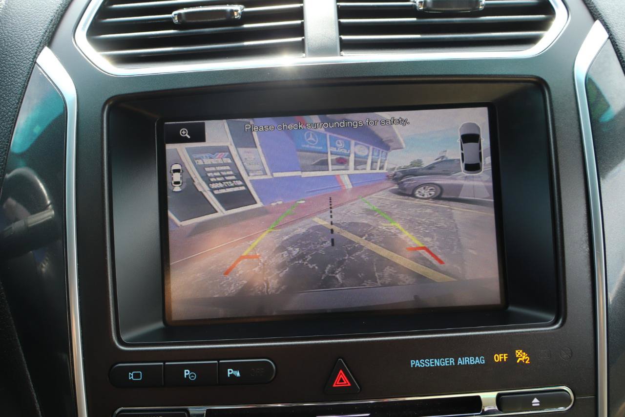 Used 2016 Ford Explorer Limited w/ Equipment Group 301A FWD image 22
