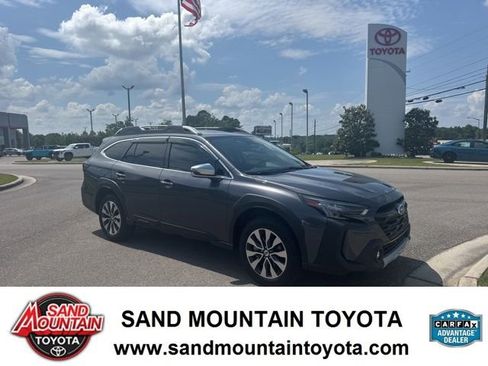 Used 2025 Subaru Outback Touring XT AWD/4WD image 1