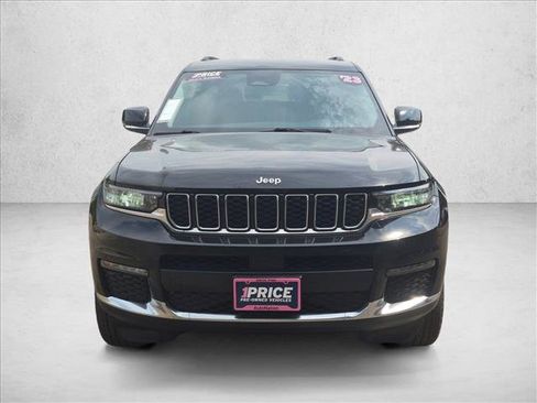 Used 2023 Jeep Grand Cherokee L Limited AWD/4WD image 2