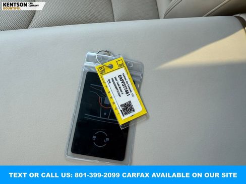 Used 2023 Tesla Model X AWD/4WD image 40