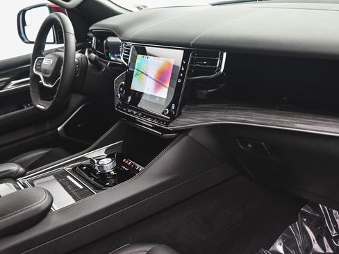 Used 2022 Jeep Wagoneer Series III image 33