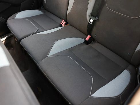 Used 2016 Ford Focus ST FWD image 15