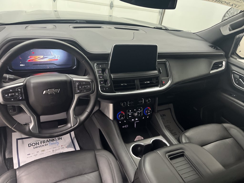 Used 2024 Chevrolet Suburban Z71 w/ Luxury Package AWD/4WD image 14