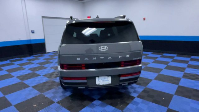 Used 2025 Hyundai Santa Fe Limited AWD/4WD image 7
