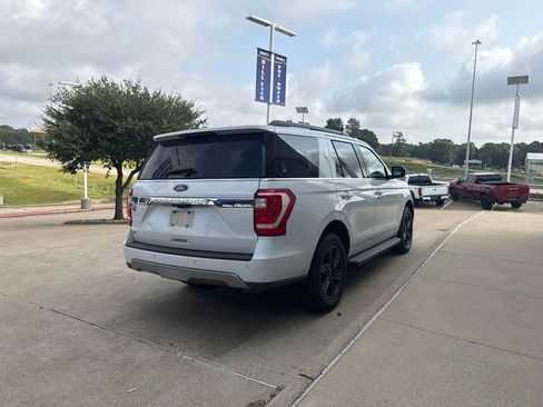 Used 2021 Ford Expedition XLT RWD image 7