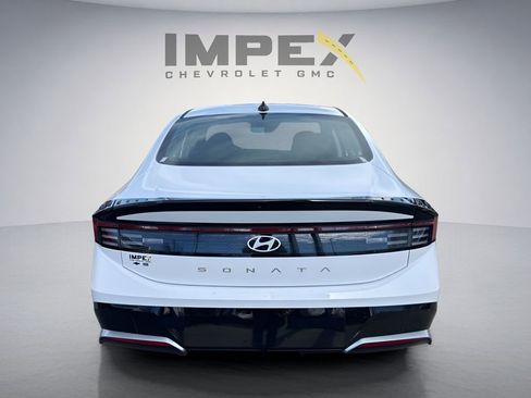 Used 2025 Hyundai Sonata SEL FWD image 4