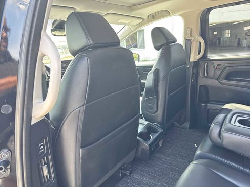 Used 2025 Honda Odyssey EX-L image 18