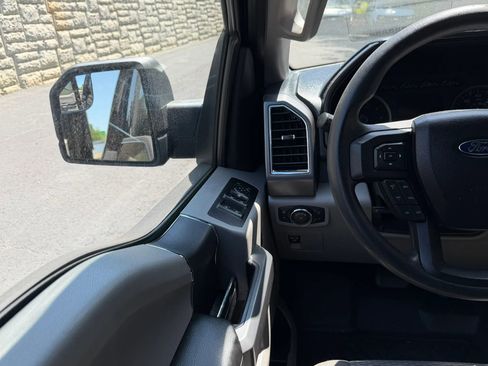 Used 2016 Ford F150 XLT w/ Trailer Tow Package AWD/4WD image 18