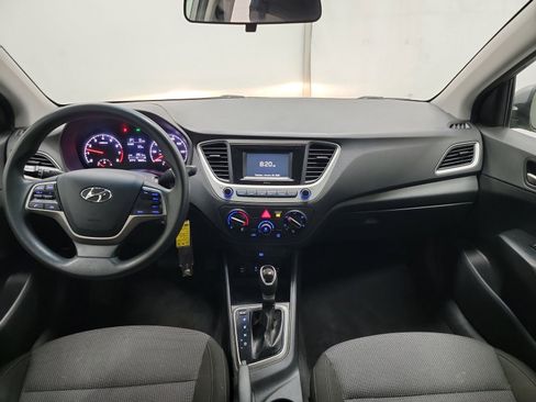 Used 2021 Hyundai Accent SE image 15