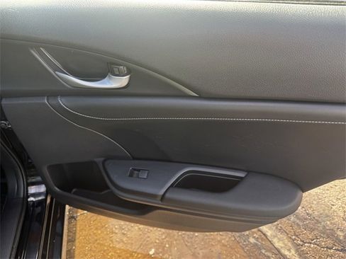 Used 2022 Honda Insight Touring image 16