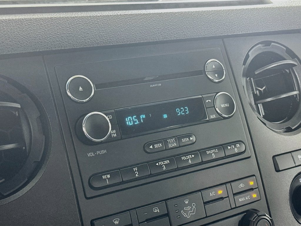 Used 2016 Ford F250 XL w/ Power Equipment Group AWD/4WD image 16