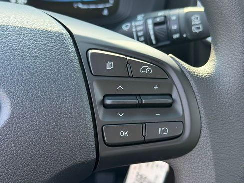 New 2026 Hyundai Venue SE image 25