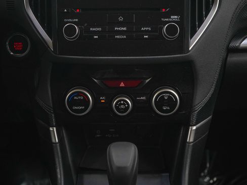 Used 2020 Subaru Forester Premium AWD/4WD image 16