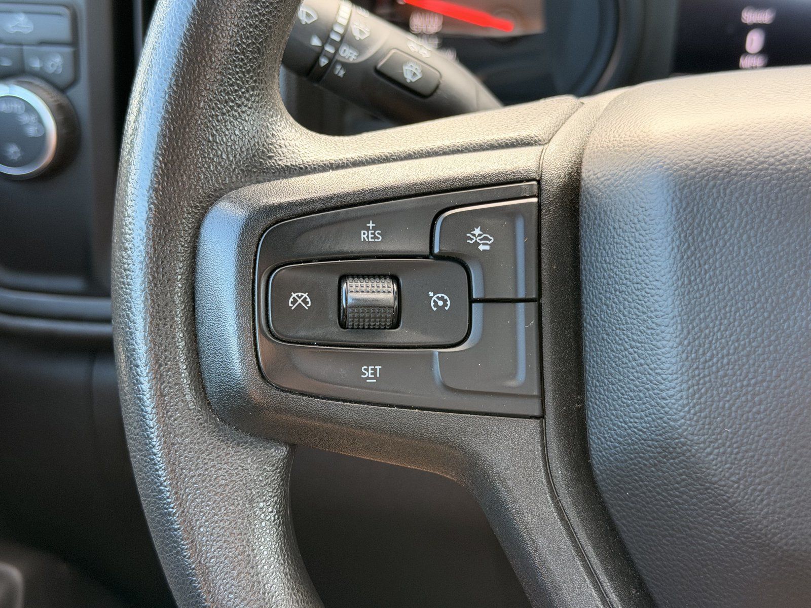 Used 2025 Chevrolet Silverado 1500 W/T RWD image 19
