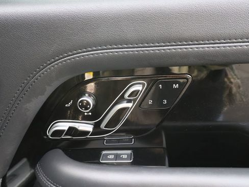 Used 2021 Land Rover Range Rover P525 Westminster Edition LWB image 43