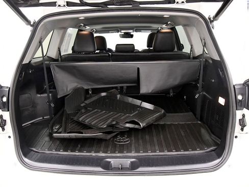 Used 2018 Toyota Highlander XLE image 7