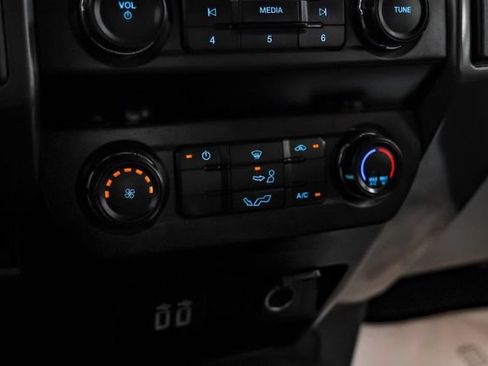 Used 2020 Ford F150 XLT RWD image 26