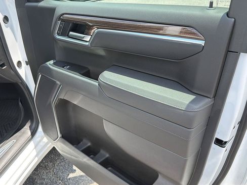 New 2026 Chevrolet Silverado 1500 RST AWD/4WD image 14