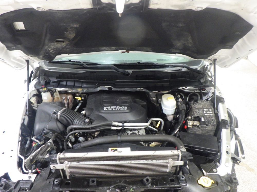 Used 2015 RAM 3500 Tradesman w/ Chrome Appearance Group AWD/4WD image 9