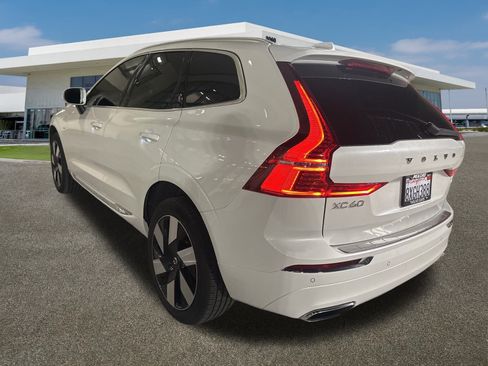 Used 2021 Volvo XC60 T8 Inscription Expression w/ Advanced Package image 6