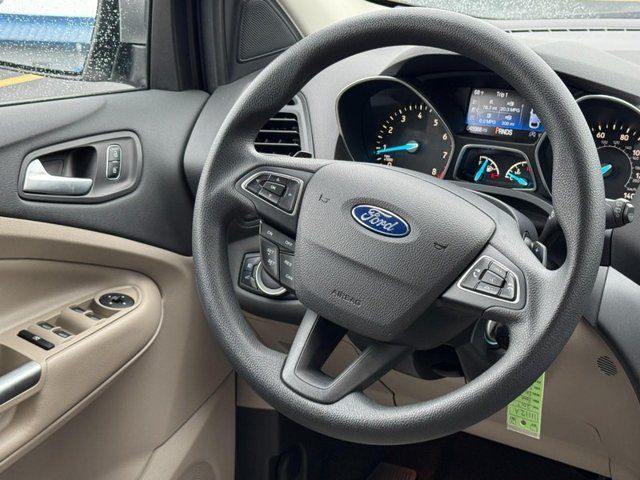 Used 2017 Ford Escape SE AWD/4WD image 12