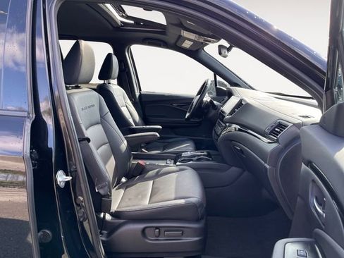 Used 2023 Honda Ridgeline Black Edition image 15