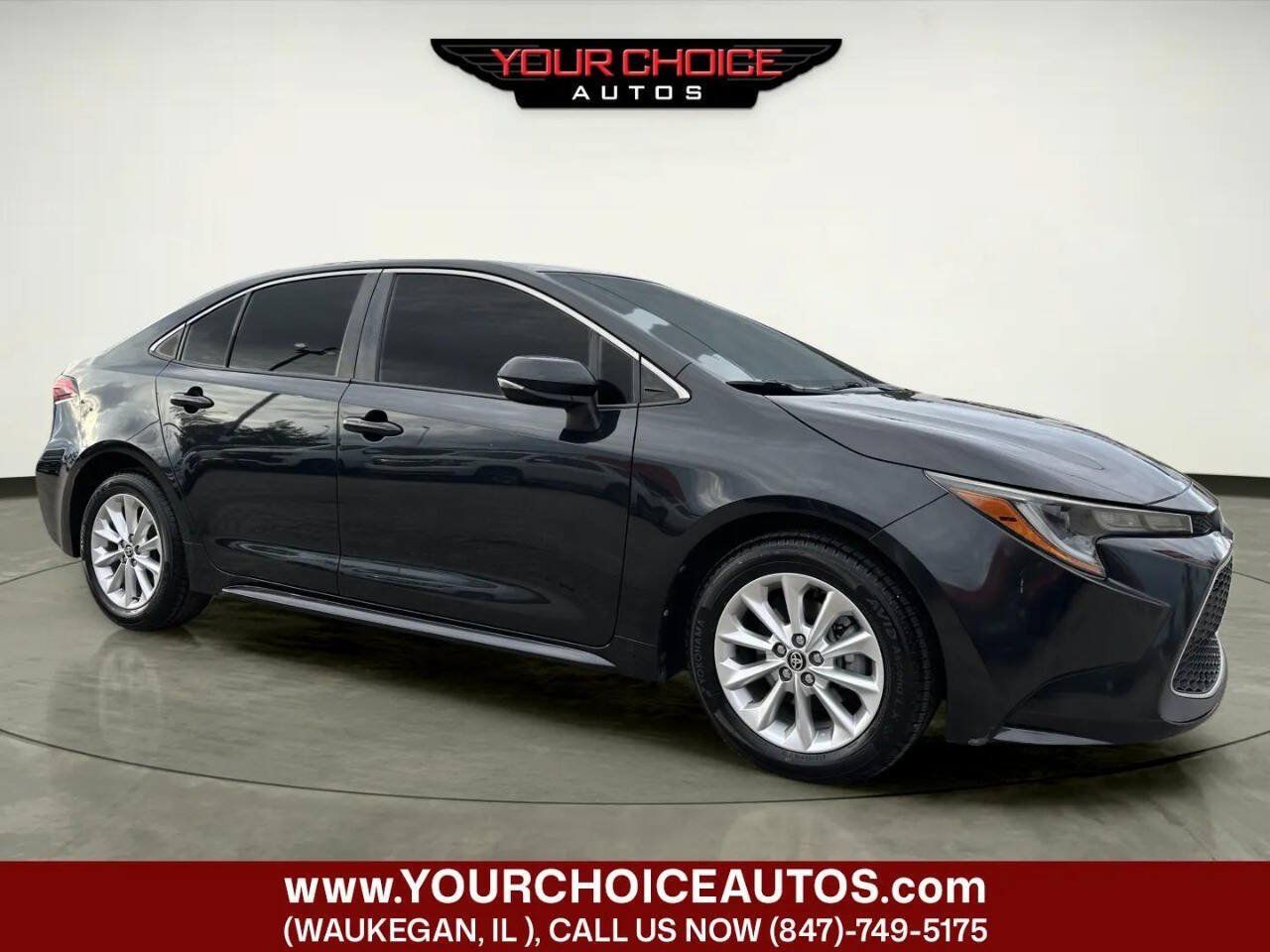 Used 2021 Toyota Corolla XLE FWD image 1