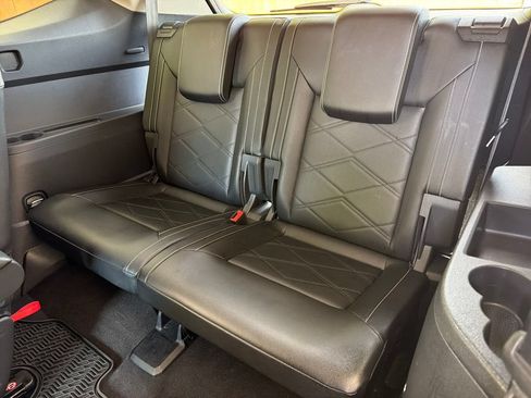 Used 2024 Volkswagen Atlas SE FWD image 33