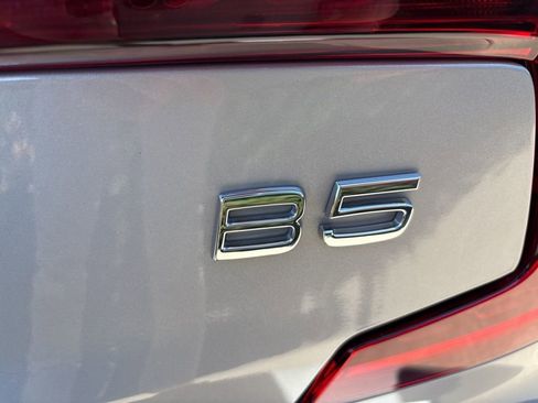 Certified 2023 Volvo S60 B5 Core w/ Climate Package image 9