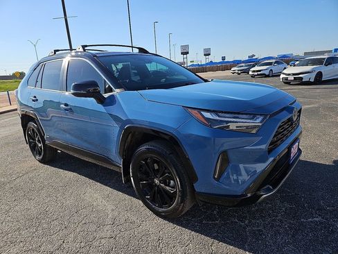 Used 2023 Toyota RAV4 XSE AWD/4WD image 10