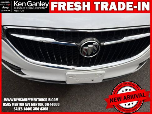 Used 2018 Buick Enclave Essence image 13