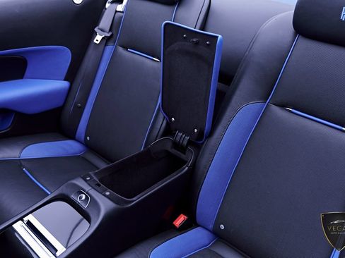 Used 2019 Rolls-Royce Dawn RWD image 63