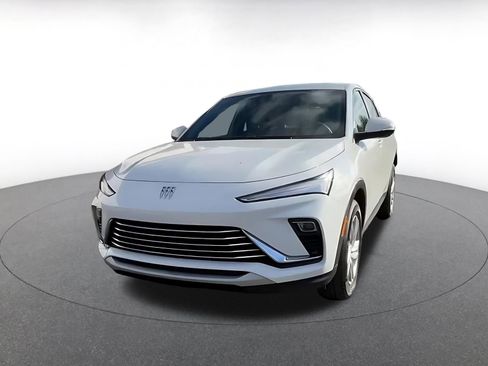 Used 2025 Buick Envista Preferred image 7