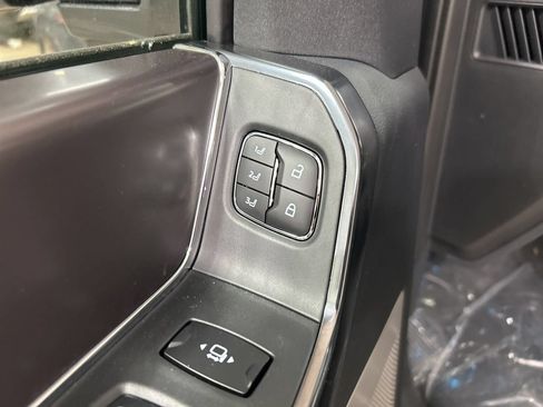 New 2026 Ford F250 Platinum AWD/4WD image 15
