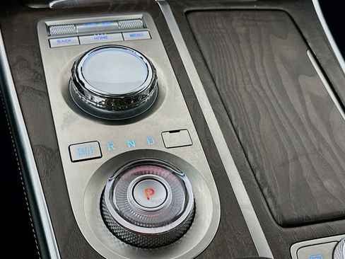 Used 2024 Genesis GV80 2.5T AWD/4WD image 7