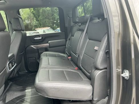 Used 2022 Chevrolet Silverado 2500 LTZ w/ LTZ Premium Package AWD/4WD image 15