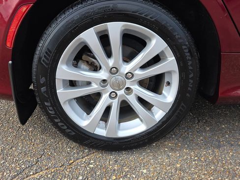 Used 2016 Chrysler 200 Limited w/ Anniversary Edition FWD image 12