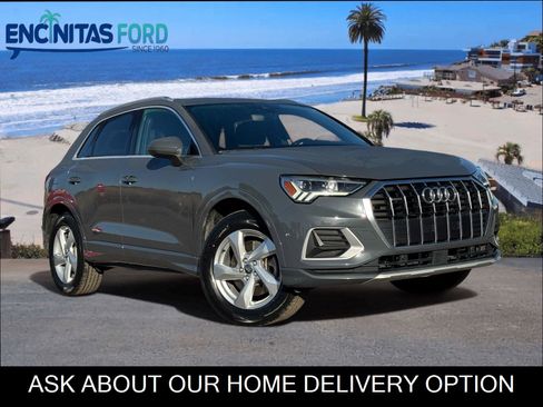 Used 2020 Audi Q3 2.0T Premium Plus w/ Premium Plus Package AWD/4WD image 1