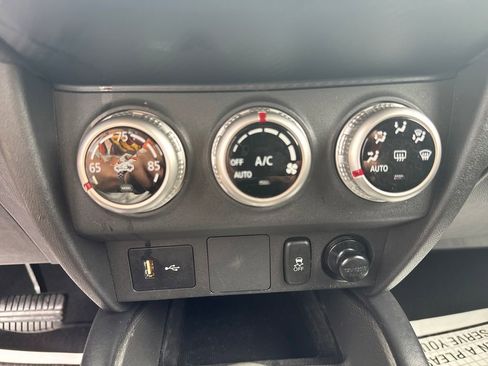 Used 2024 Mitsubishi Outlander Sport ES image 32