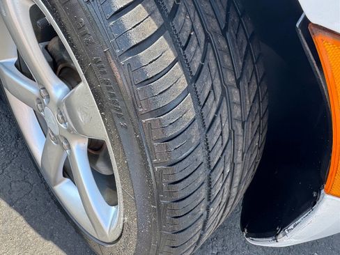 Used 2007 Pontiac Solstice Convertible w/ Premium Package image 20