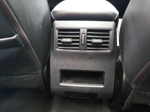 Used 2022 Mitsubishi Outlander SE image 21