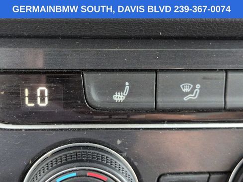 Used 2020 Volkswagen Tiguan SE w/ Panoramic Sunroof Package AWD/4WD image 25
