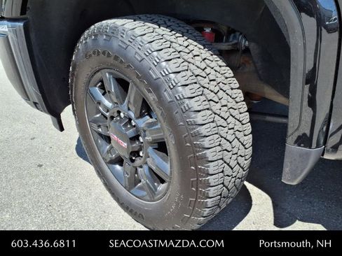 Used 2024 GMC Sierra 2500 AT4 w/ AT4 Premium Plus Package image 11