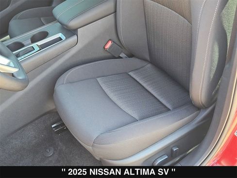 New 2025 Nissan Altima 2.5 SV image 16