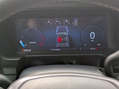 New 2025 Ford F250 Lariat w/ Black Appearance Package image 34