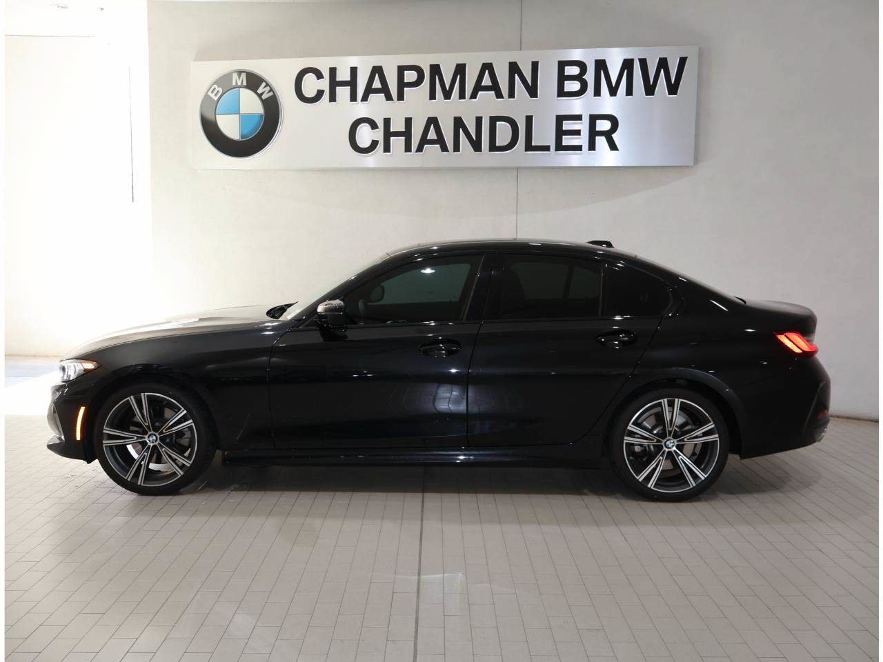 Certified 2023 BMW 330i Sedan w/ Convenience Package RWD image 3