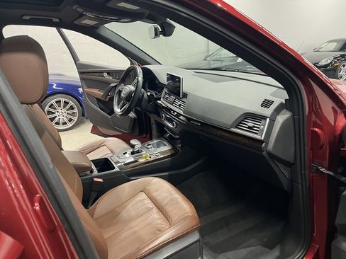 Used 2018 Audi Q5 2.0T Premium image 26