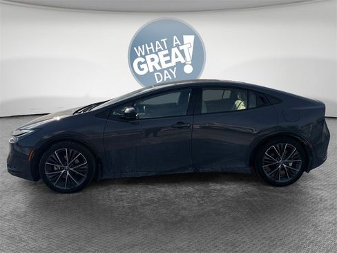 Used 2024 Toyota Prius Limited w/ Limited Premium Package image 7