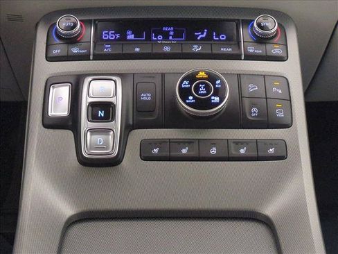 Used 2021 Hyundai Palisade Limited AWD/4WD image 12
