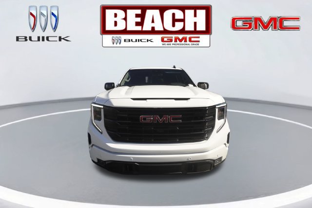 Used 2025 GMC Sierra 1500 Elevation w/ Preferred Package AWD/4WD image 8